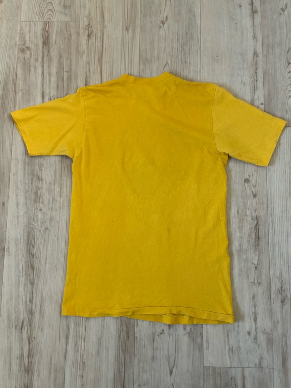 Vintage Belton Tee - Picture 4 of 9